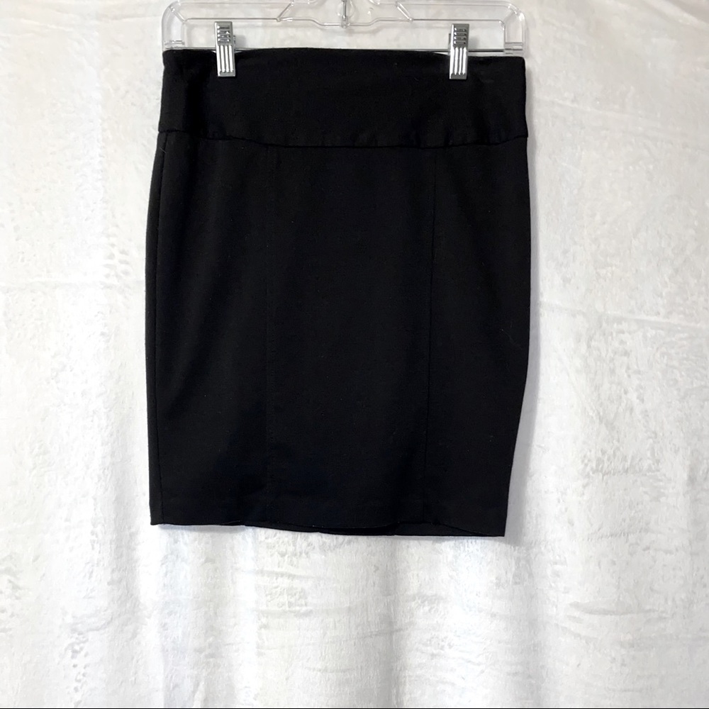 Black stretch pencil skirt